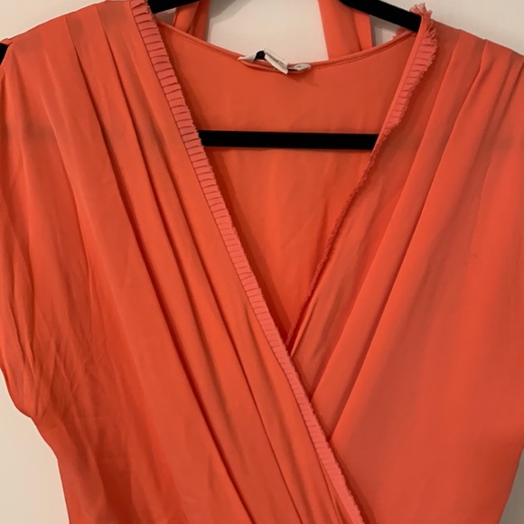 Beautiful coral DVF dress - Picture 2 of 7